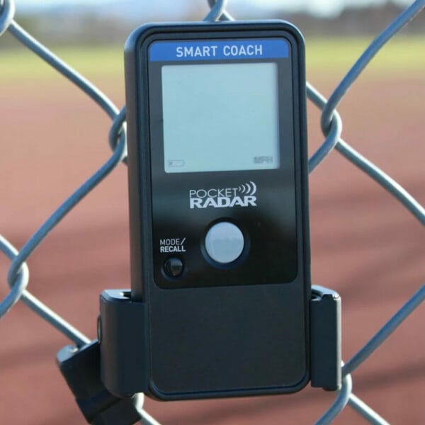 Smart Coach Pocket Radar Universal Mount an Zaun