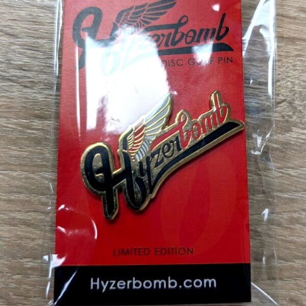 Discgolfpin Hyzerbomb black-red