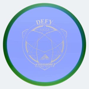 Axiom Defy in hellblau, im Fission Kunststoff und ohne Spezialeffekt