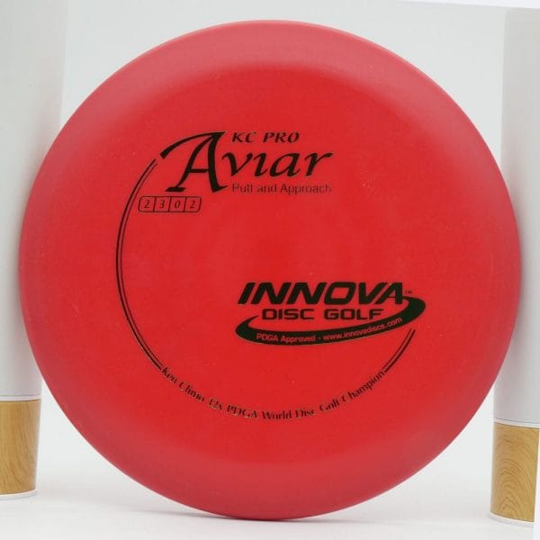 Innova Aviar KC in rot, im KC Pro Kunststoff und ohne Spezialeffekt